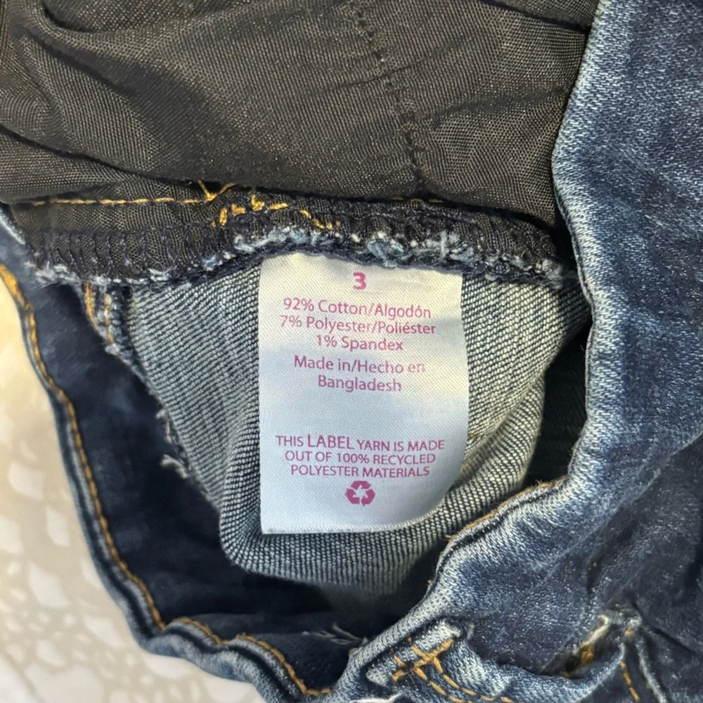 No Boundaries Dark Wash Distressed High-Rise Skinny Jeans - Picture 5 of 5